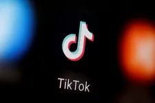 Az Európai Bizottság a romániai elnökválasztásból kiindulva fokozta a TikTok ellenőrzését