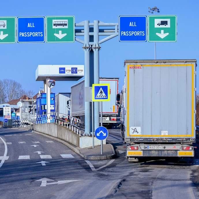 Sorra mennek tönkre a magyar fuvarozók a gazdaság zsugorodása miatt