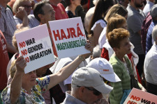 Még a szavazói se hisznek a gazdasági fellendülésben, és ezt már a kormány támogatottsága is megérzi