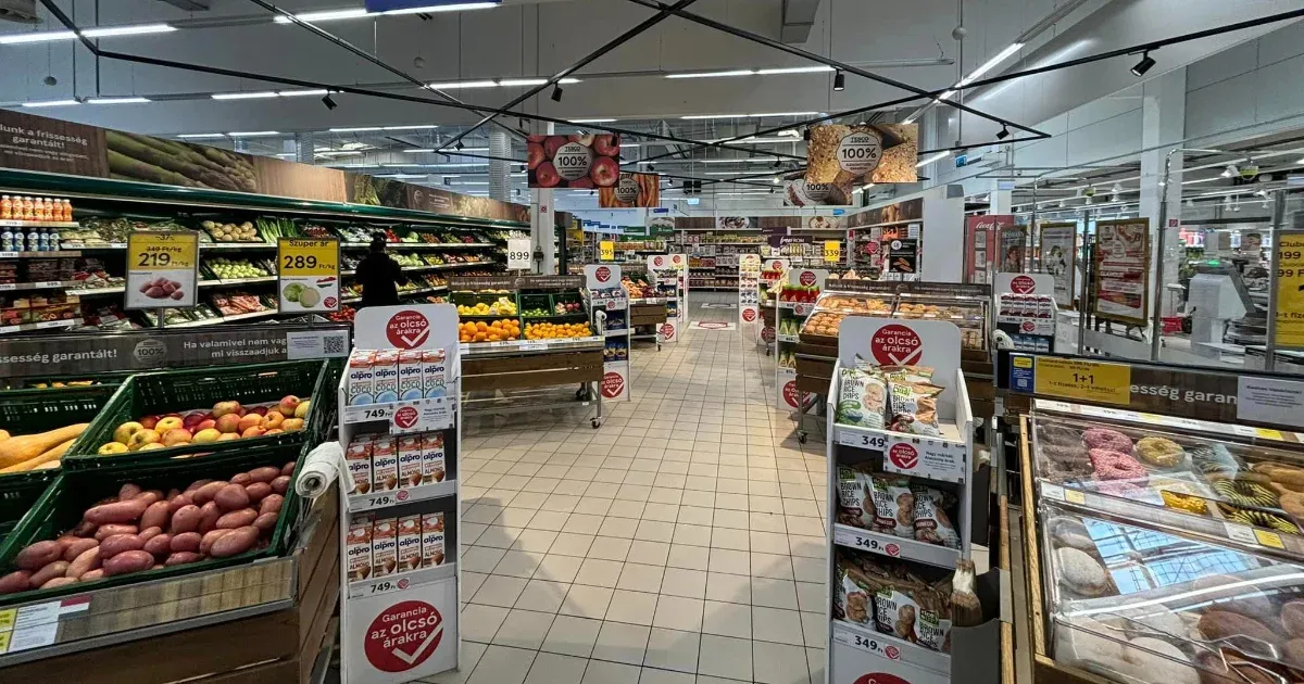 Tágas, modern, fenntartható – félszáz Tesco újult meg az idén
