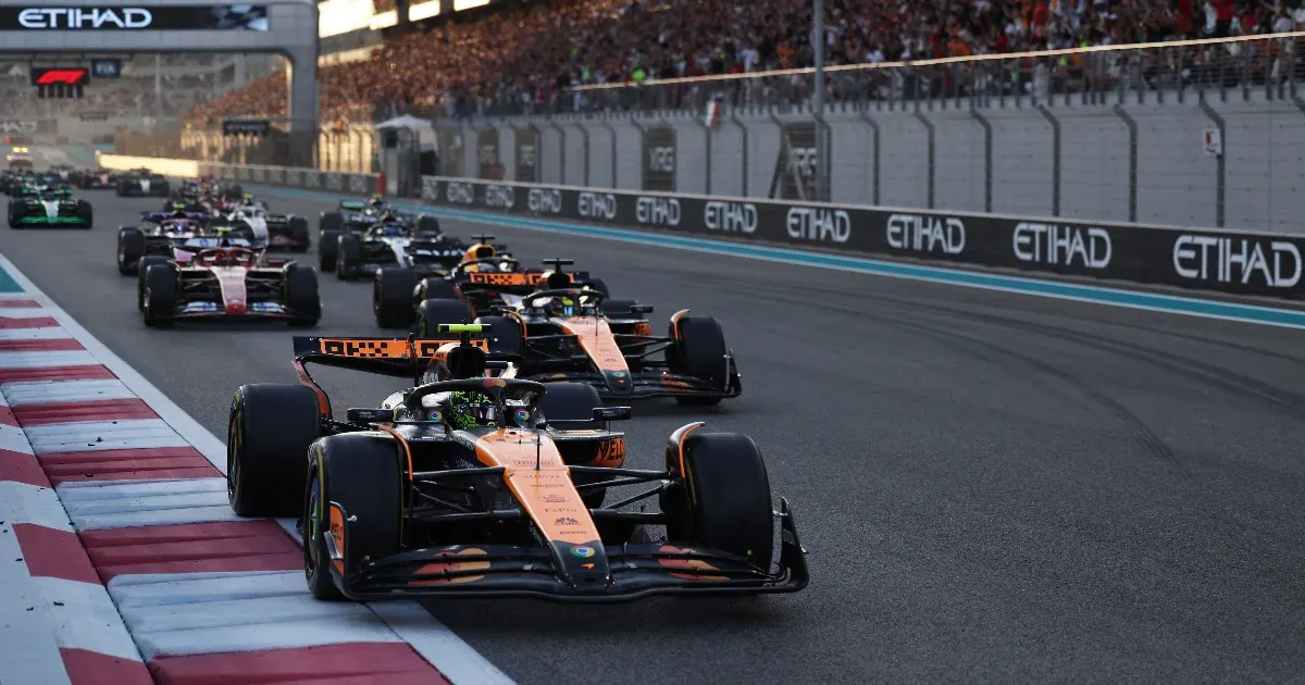 26 év után újra az F1 csúcsán a McLaren