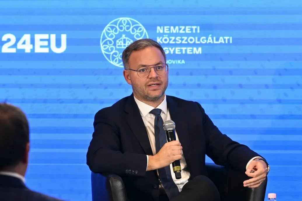 Orbán Balázs is megszólalt az Óbudai Árpád Gimnázium fenntartóváltásával kapcsolatban – Forrás: Telex.hu