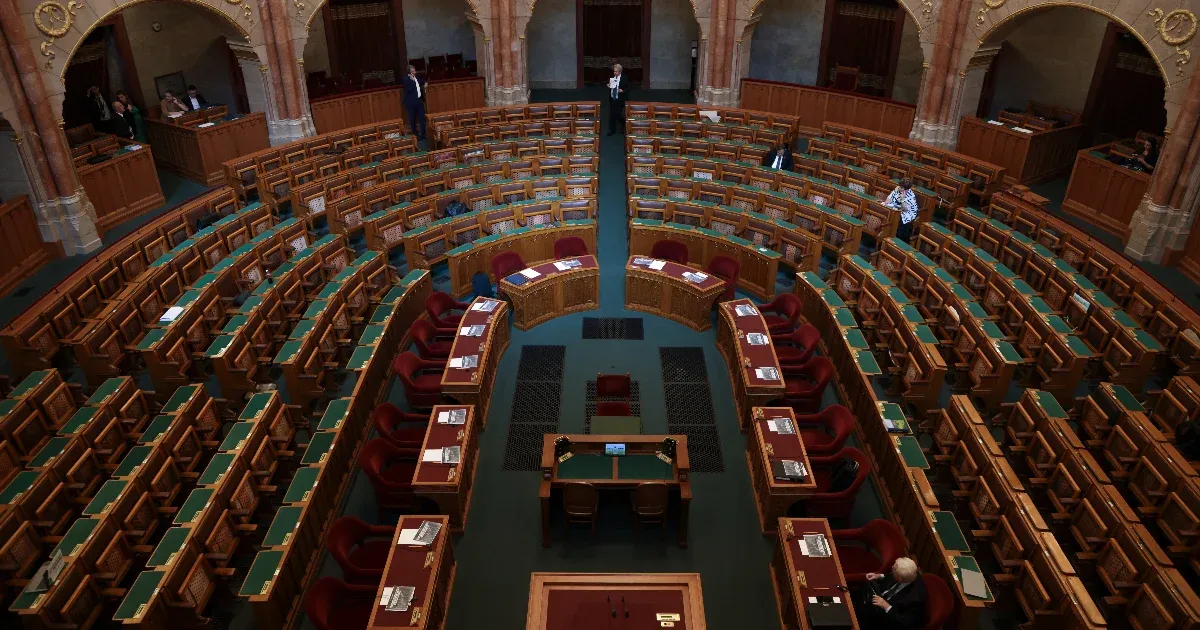 Az ünnepek előtti utolsó pillanatig ülésezhet a parlament