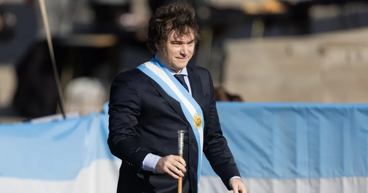 Minisztériumok beszántása, gazdasági sokkterápia – ez a láncfűrésszel kampányoló argentin elnök első éve
