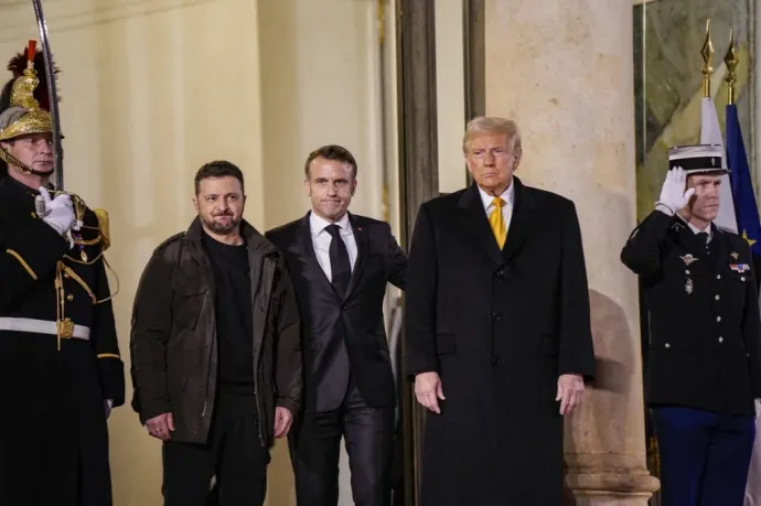 Donald Trump látja a párhuzamot a politikai pályája és a Notre-Dame között