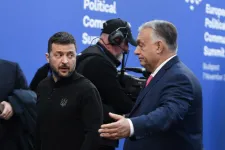 Zelenszkij által elutasított karácsonyi tűzszünetről írt Orbán a Facebookon