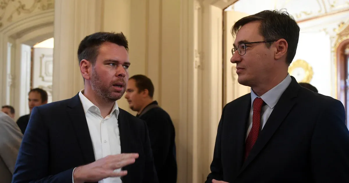 Karácsony és Vitézy együtt követelik a kormánytól, hogy élhető, zöld városnegyed épüljön Rákosrendezőn a mini-Dubaj helyett