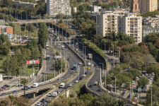 Aprópénzzel fékezné a lakásdrágulást a kormány, miután százmilliárdokkal gyorsította