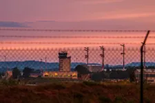 Német és belgiumi katonai létesítmény felett repkedő drónokat észleltek