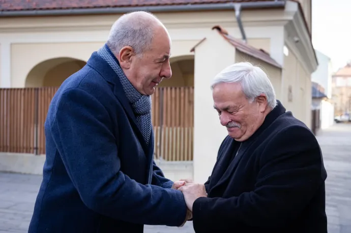 Villámlátogatáson volt Kolozsváron Sulyok Tamás