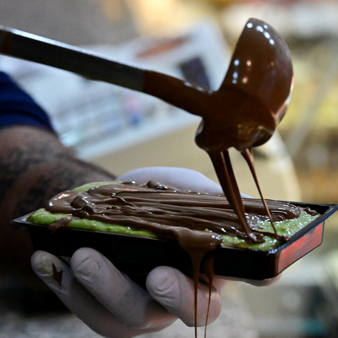 Levédetné magának a Dubai Csoki kifejezést a Zsolnay porcelángyár szír tulajdonosa