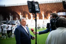 11 percig Magyarország jelenlegi miniszterelnökének nevezte Orbánt az M4, de aztán gyorsan javították a hibát