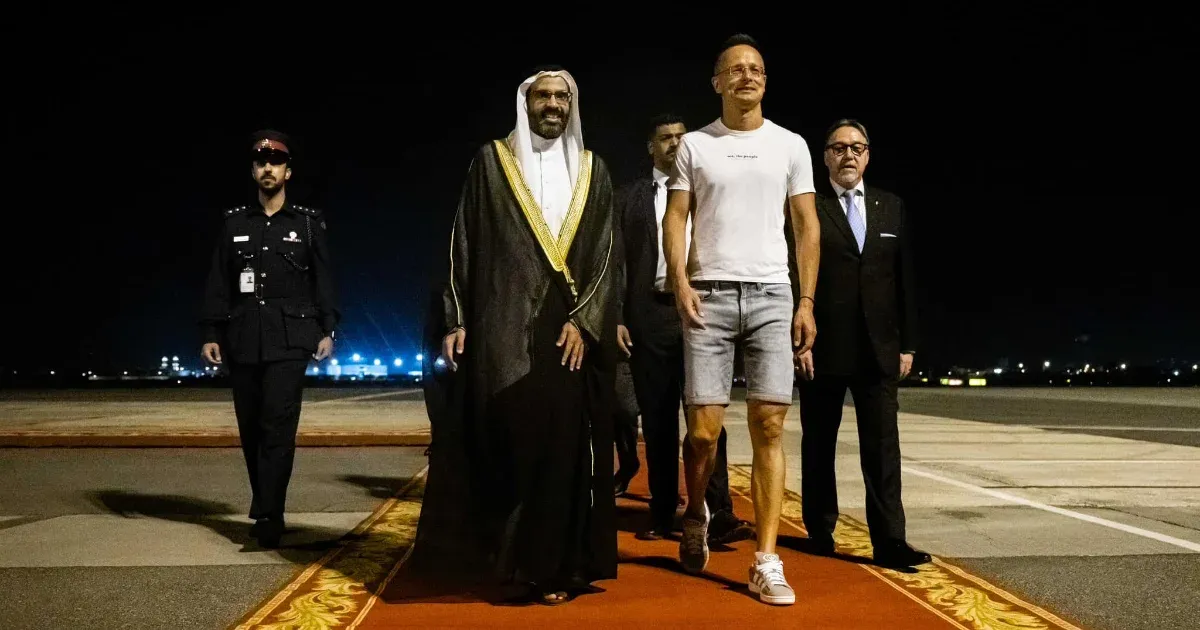 Slim fit szerkósok, hanyagok és bevállalósok – döntse el velünk, ki volt az év legjobban öltözött közszereplője!