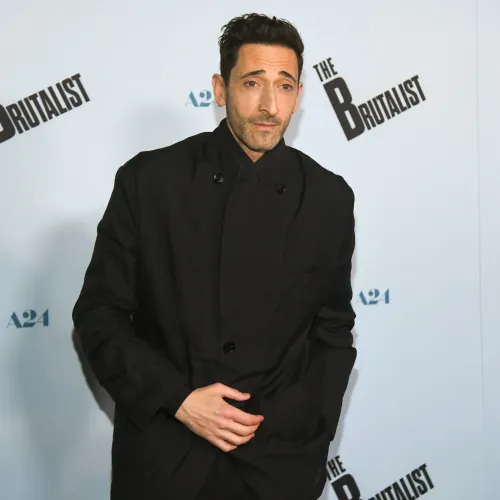 Adrien Brody anyja rendezőként dirigált, hogy a színész minél hitelesebb magyar emigráns legyen