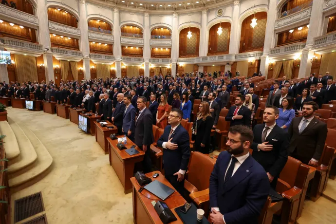 Letették az esküt a megválasztott képviselők