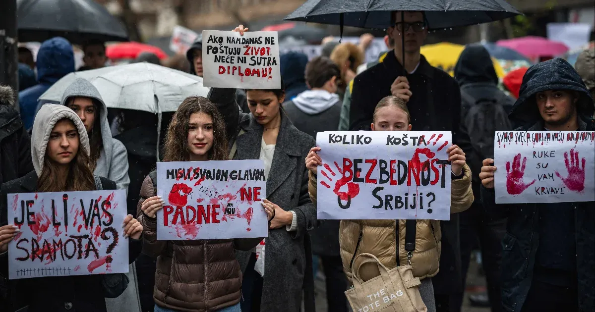Az iskolások korrupcióellenes tüntetéseitől tartva előrehozták egy héttel a téli szünetet Szerbiában
