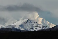 Trumpnak nem tetszik Észak-Amerika legmagasabb hegycsúcsának neve, a régit hozná vissza