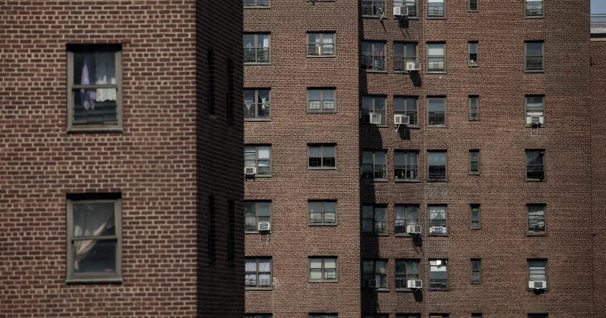 A New York-i maffia hülyére kereste magát az ablakcserebizniszen