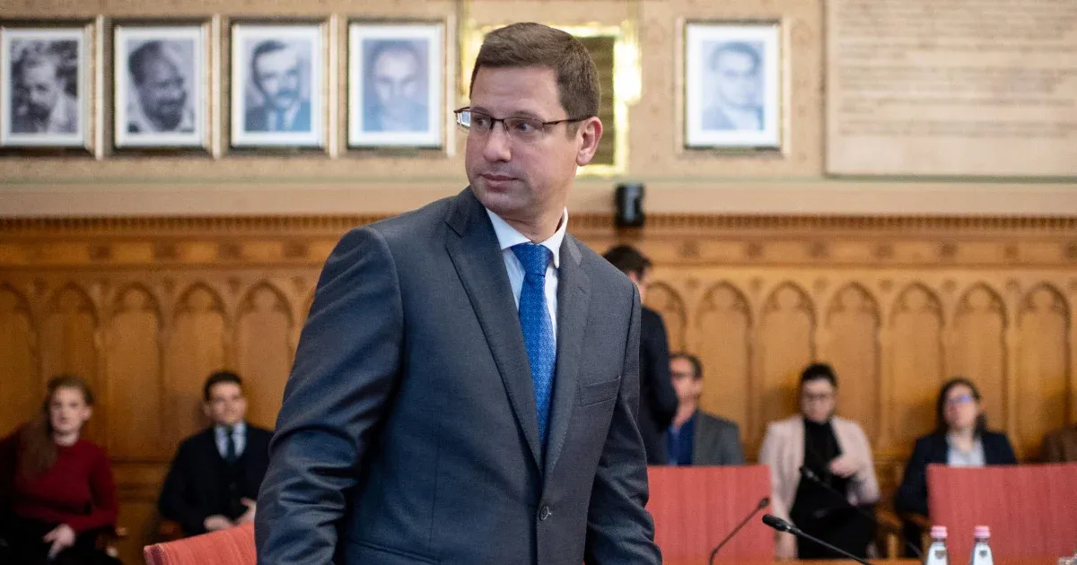 Gulyás Gergely bepereli az esküvőjéről beszámoló 444-et