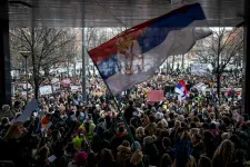 A szerb főügyésztől kértek segítséget a tiltakozó egyetemisták Belgrádban