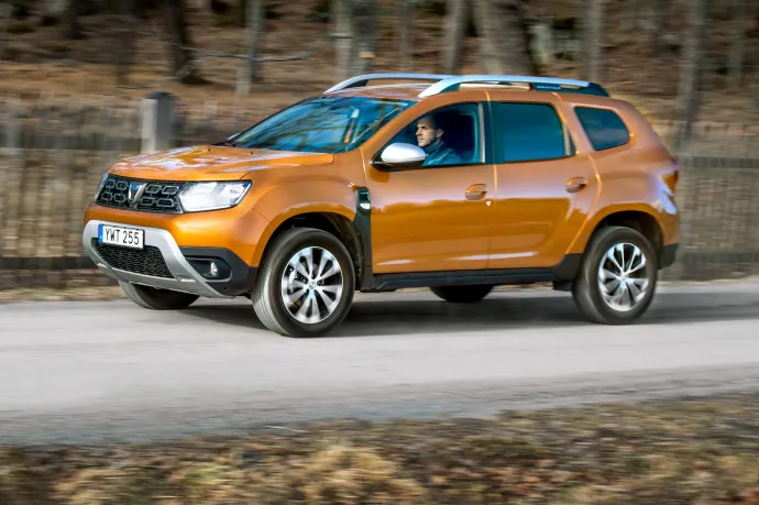 A Dacia Duster és Ford Puma a szubkompakt SUV szegmens top 5-ös listáján szerepelnek