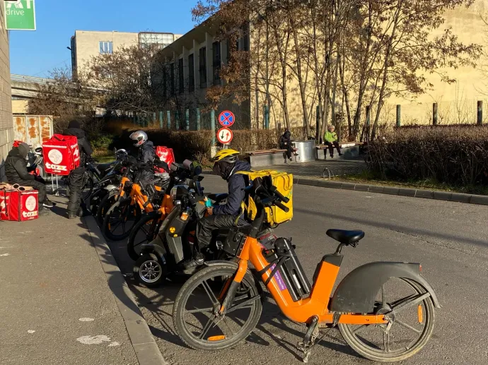 A kolozsvári Iulius Mall mögött mindig nagy a sürgés – Fotók: Beke Lehel