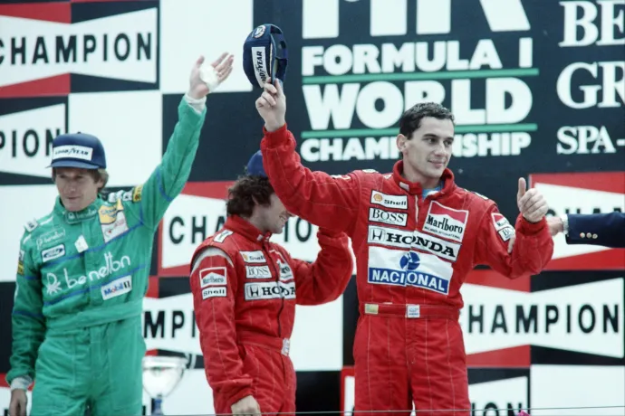 Elárverezik Ayrton Senna 1988-as ikonikus kezeslábasát