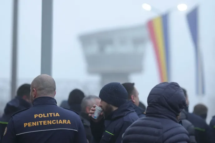 Több városban nem álltak szolgálatba a börtönőrök