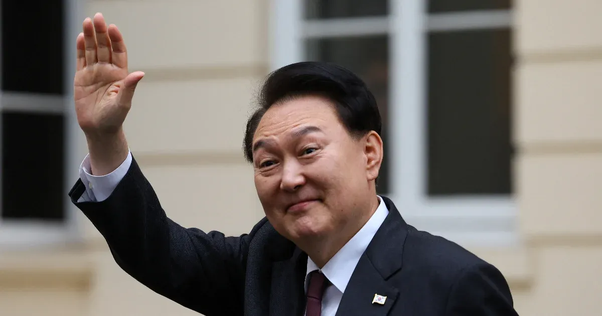 Dél-Koreában elrendelték a felfüggesztett elnök letartóztatását
