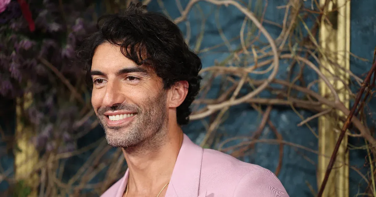 Justin Baldoni bepereli a The New York Timest, szerinte kritika nélkül hozták le, hogy Blake Lively szexuális zaklatással vádolja