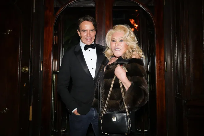 Meghalt az extrém plasztikai műtétjeiről ismert celeb, Jocelyn Wildenstein
