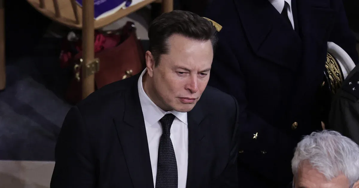 A Tesla már csak hajszállal vezet a kínai BYD előtt az elektromos autók piacán