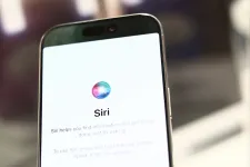 95 millió dollárt fizet az Apple, mert a Siri engedély nélkül vehetett fel magánbeszélgetéseket