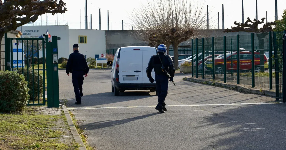 Orvosokat ejtett túszul egy rab egy francia börtönben, letartóztatták