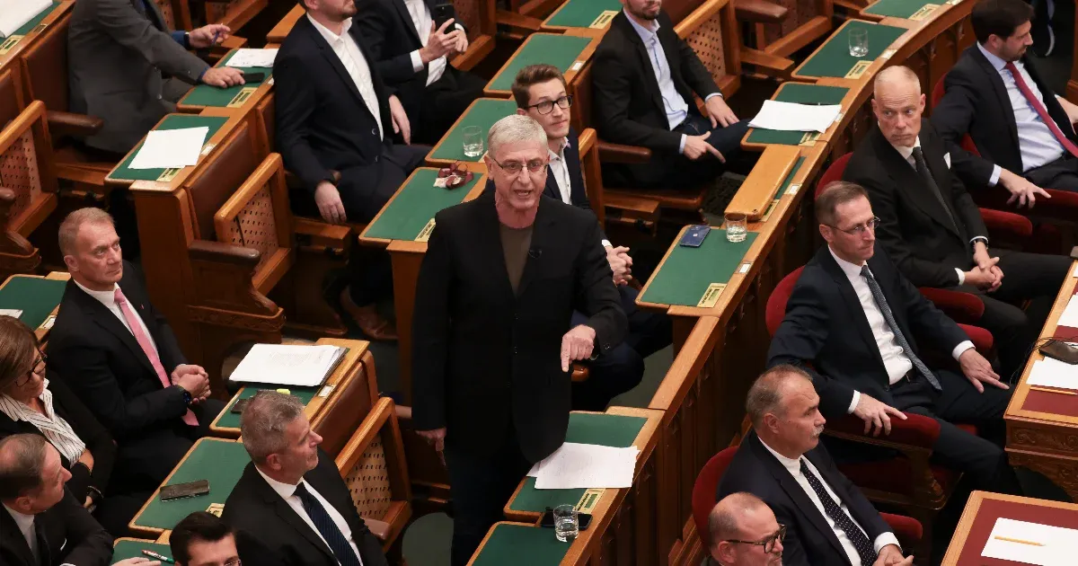 A DK már be is nyújtotta a parlamentnek az előrehozott választásról szóló javaslatát