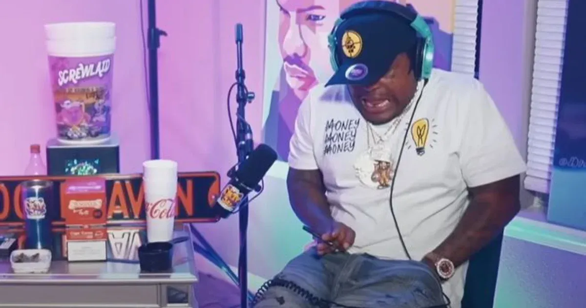 Podcast közben majdnem lábon lőtte magát egy amerikai rapper