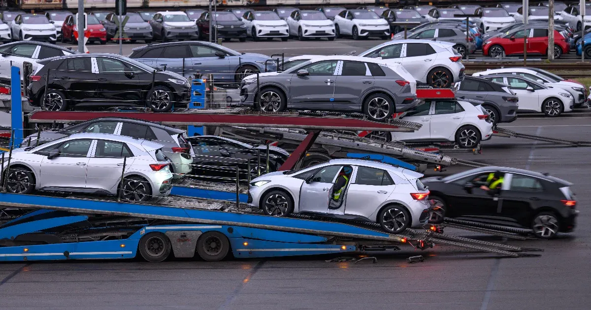Öt éve szenvednek az európai autógyártók, és idén még beléjük rúgnak néhányat