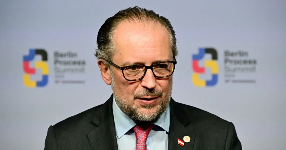 Átmenetileg újra Alexander Schallenberg ugrik be kancellárnak Ausztriában