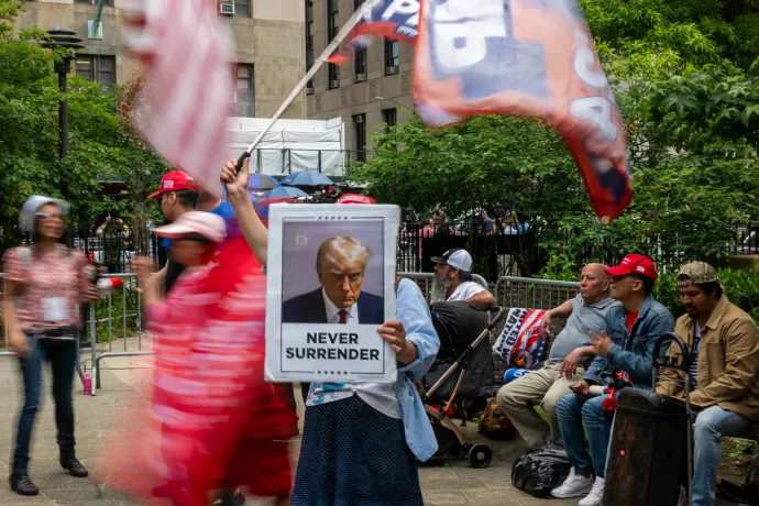 Lezárult Trump hallgatási pénzes pere, megúszta a büntetést