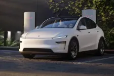 A Tesla bemutatta a frissített Model Y-t