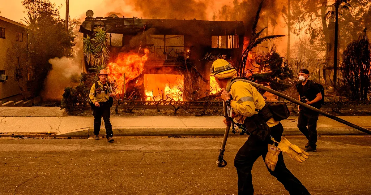 Lángokban áll Hollywood, és hosszú idő lesz, amíg a szórakoztatóipar ebből kilábal