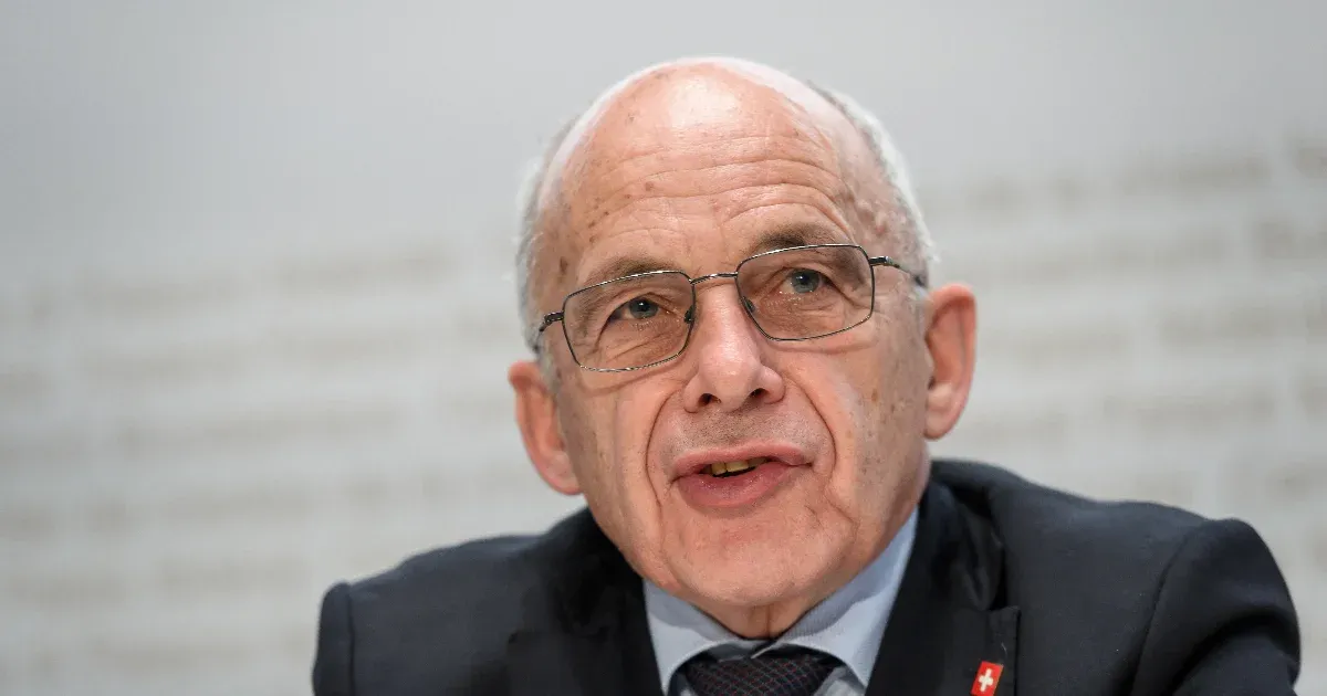 Túl nagyra nőtt Svájc legnagyobb bankja az ország volt pénzügyminisztere szerint