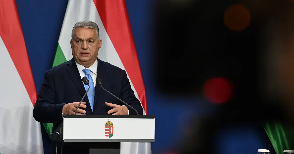 Orbán a nászutasok kedvelt célpontját fedezi fel Indiában