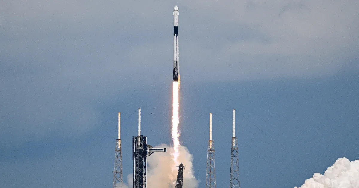 A SpaceX rakétatörmeléke miatt az utolsó pillanatban kellett halasztania repülőjáratokat egy ausztrál légitársaságnak