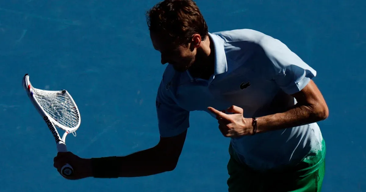 Mérgében szétvert egy kamerát az orosz teniszező az Australian Openen
