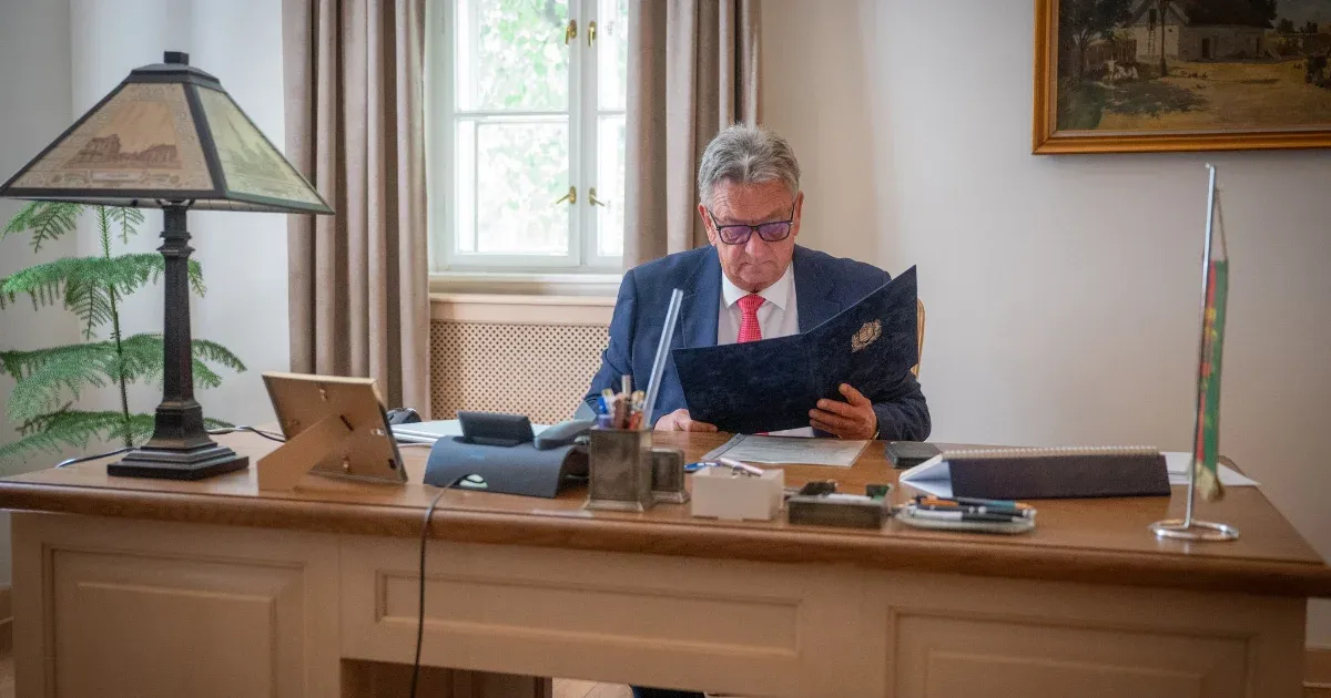 Furcsa kanyart vett a volt fideszes nagykőrösi polgármester szolgálati autója