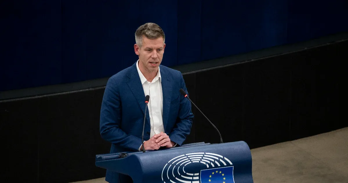 Magyar Péter bejelentette, hogy EP-képviselő marad