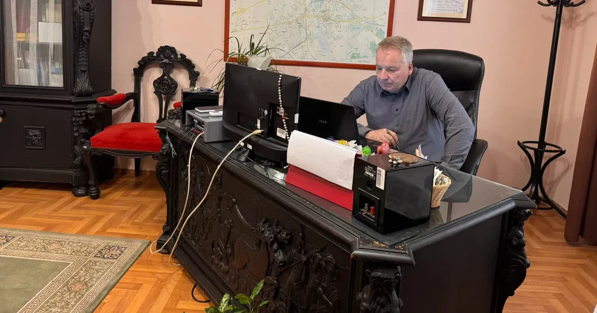 Két nappal a Hatvanba érkező kínai gyár bejelentése után a cég képviselői leültek beszélni a város polgármesterével