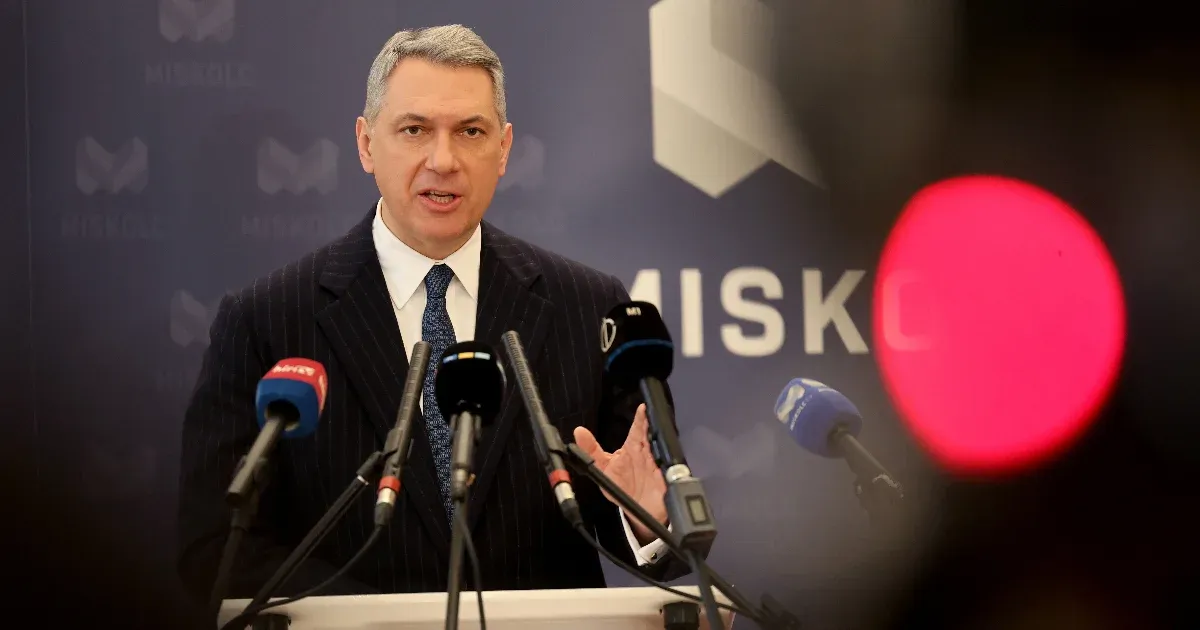 Lázár János szerint az RTL mindent megtesz azért, hogy lejárassa a magyar közlekedést