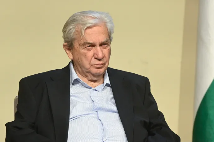 Chikán Attila: Magyarország rossz pályán van, ezt bizonyos kormányzati szereplőkön kívül mindenki így gondolja